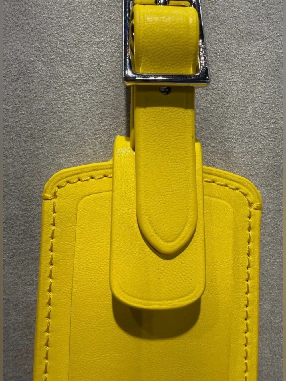 NEW Tumi 3.625” x 2.25” Leather Luggage Name Tag w/ Buckle - FINCH YELLOW